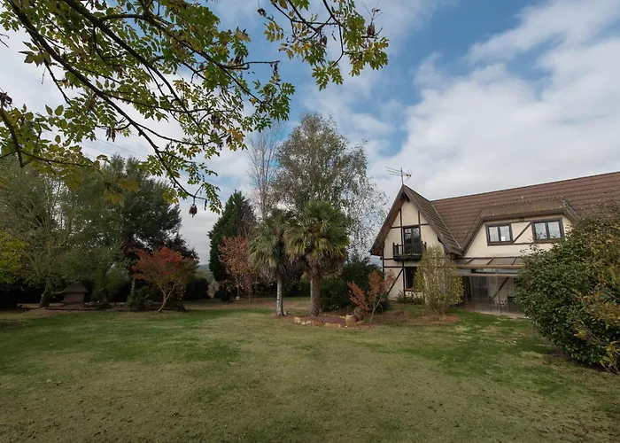 Arces Casa de Férias